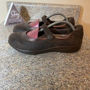 SAS Step Out  Brown Leather Mary‎ Jane Comfort Shoes Size 10 Narrow (Bin #4)